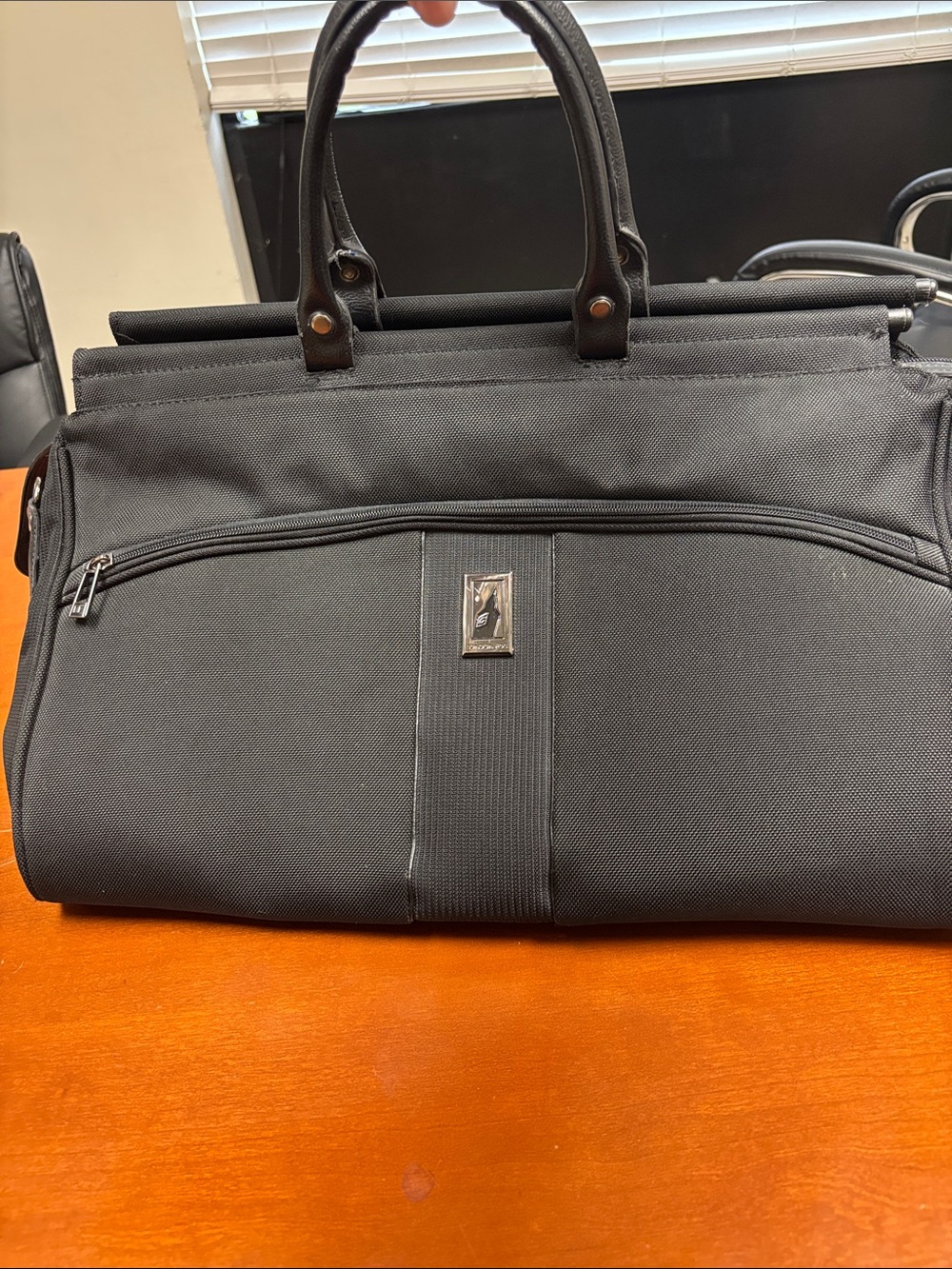 London Fog Black Men's Duffel with Top Handles